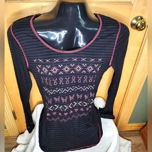 Women's breast cancer awareness long sleeve t-shirt. LIKE NEW.